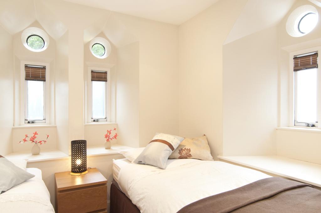 Edinburgh Church Apartments Ruang foto