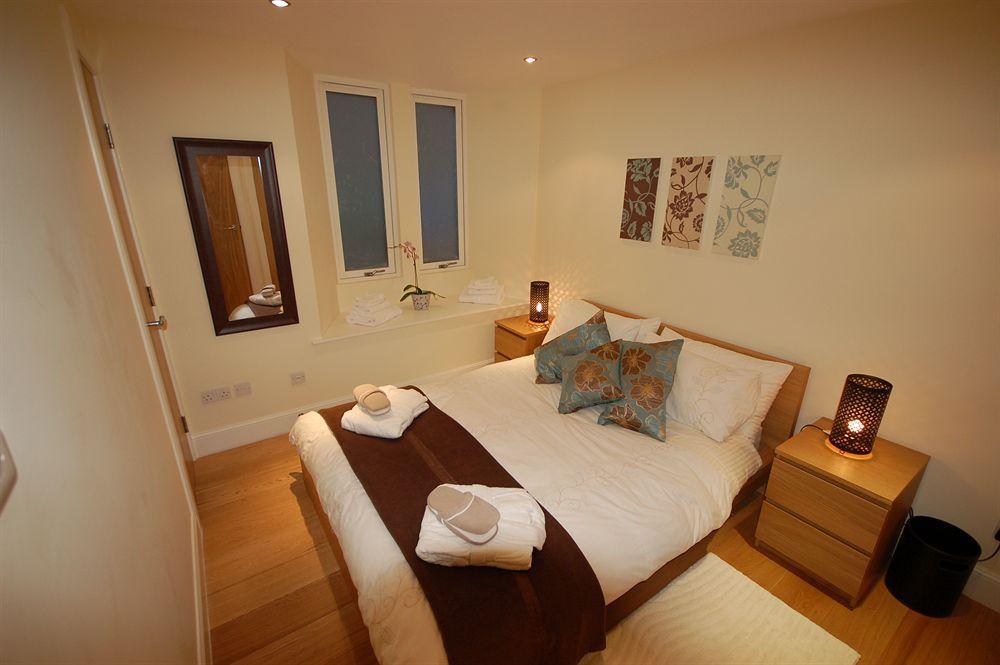 Edinburgh Church Apartments Ruang foto