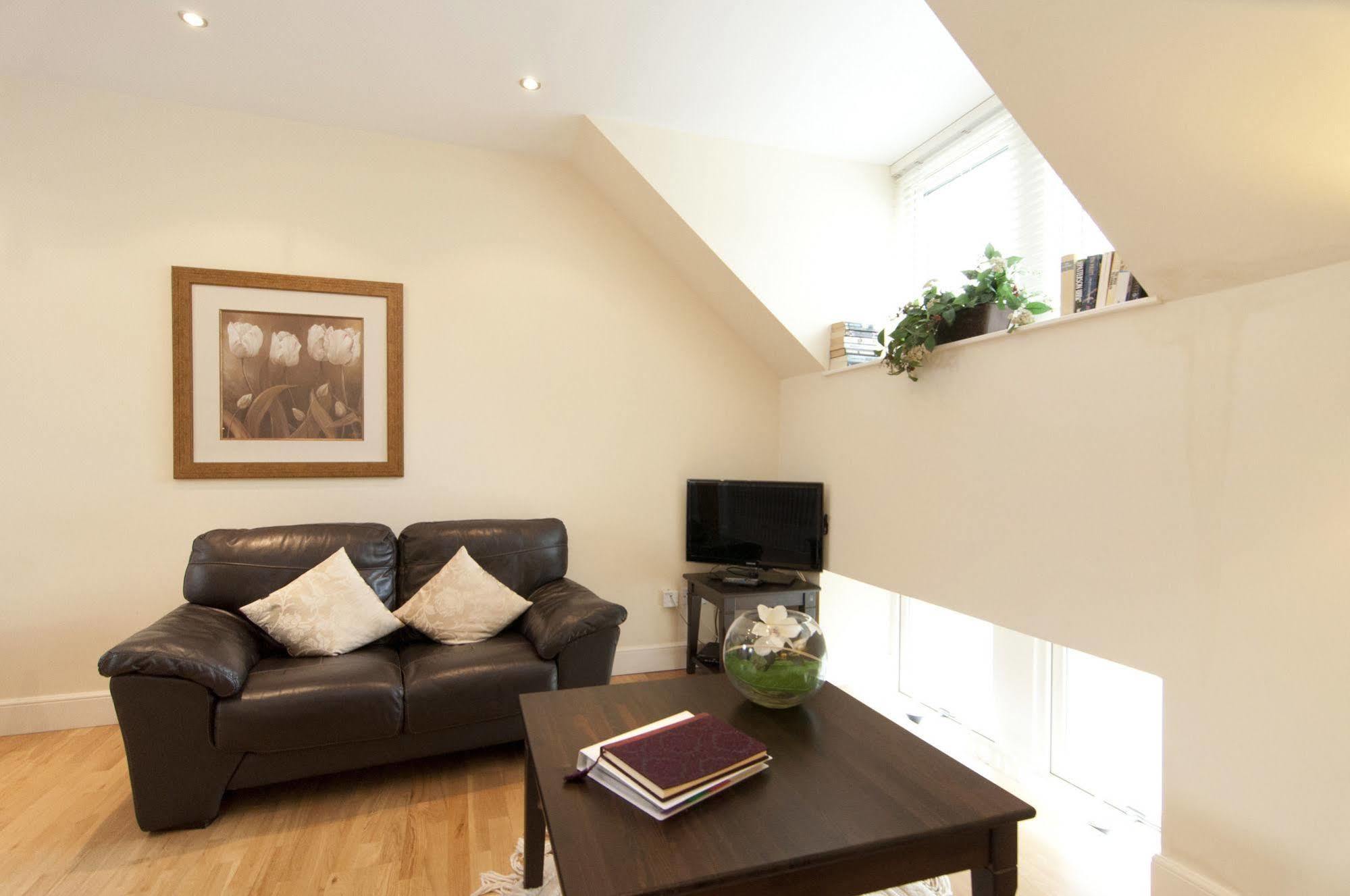 Edinburgh Church Apartments Bagian luar foto